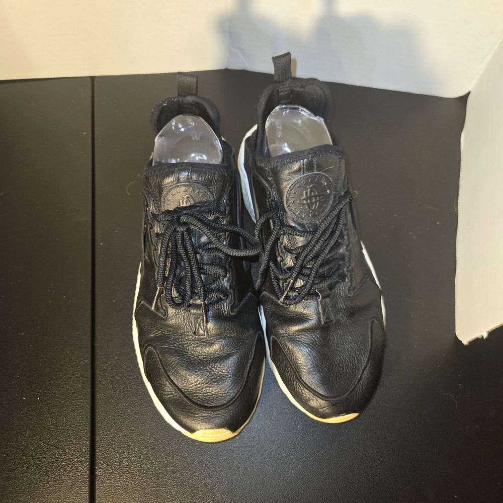 Nike Hurache Sz. 10 All Black Mens Athletic Sneakers